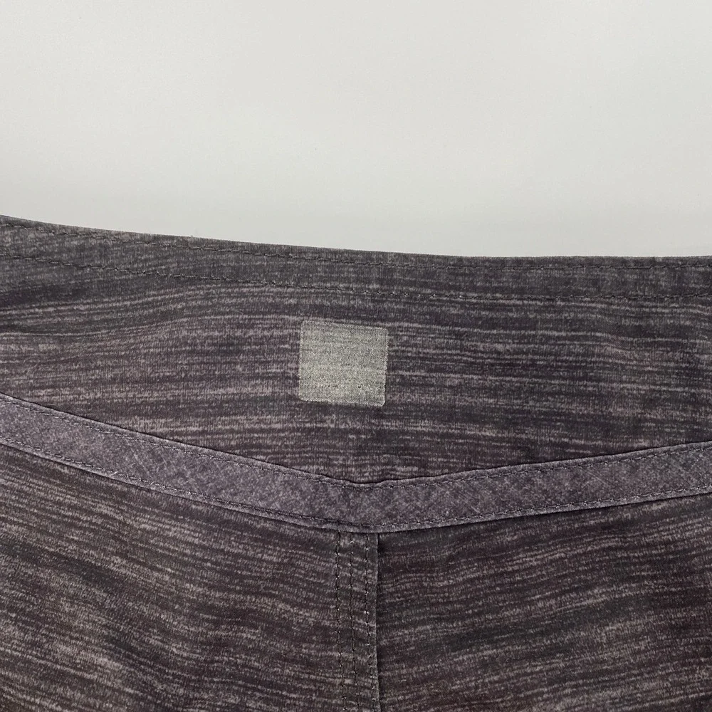 Quiksilver Board Shorts Mens 30 Charcoal Yellow Striped Surf‎ Swim Trunks Summer